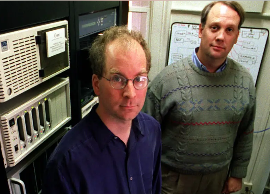 Alexa Internet co-founders Brewster Kahle (left) and Bruce Gilliat in a server room.